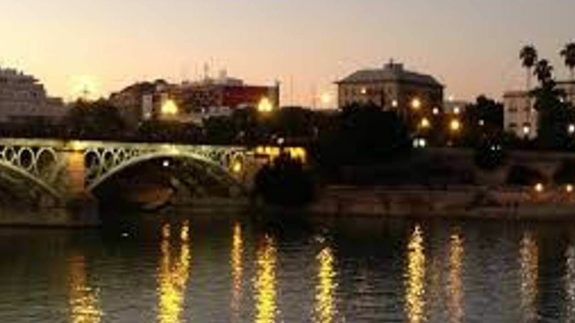 Apartamento Carlos Canal Севилья Экстерьер фото